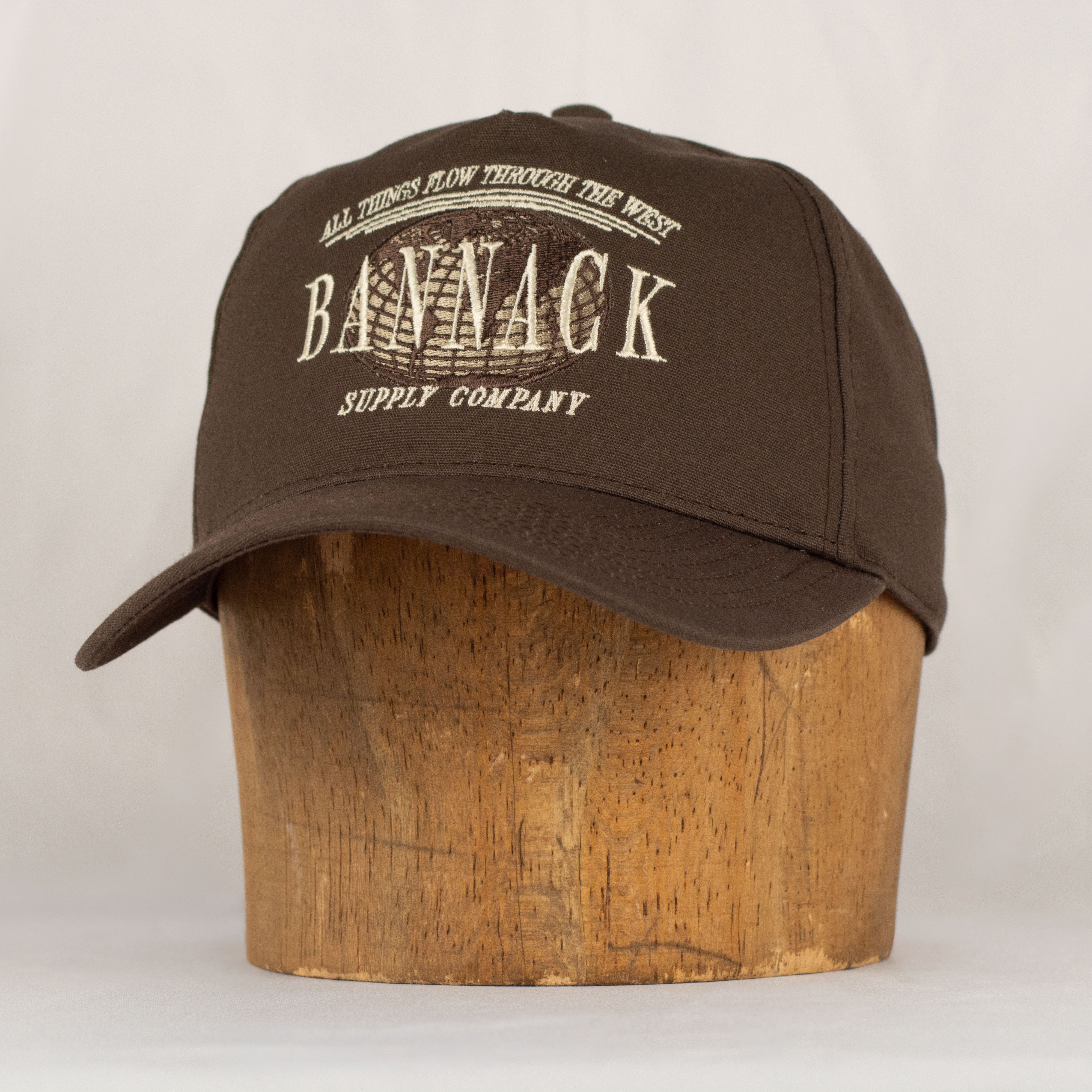 Globe Snapback Hat (Chocolate)