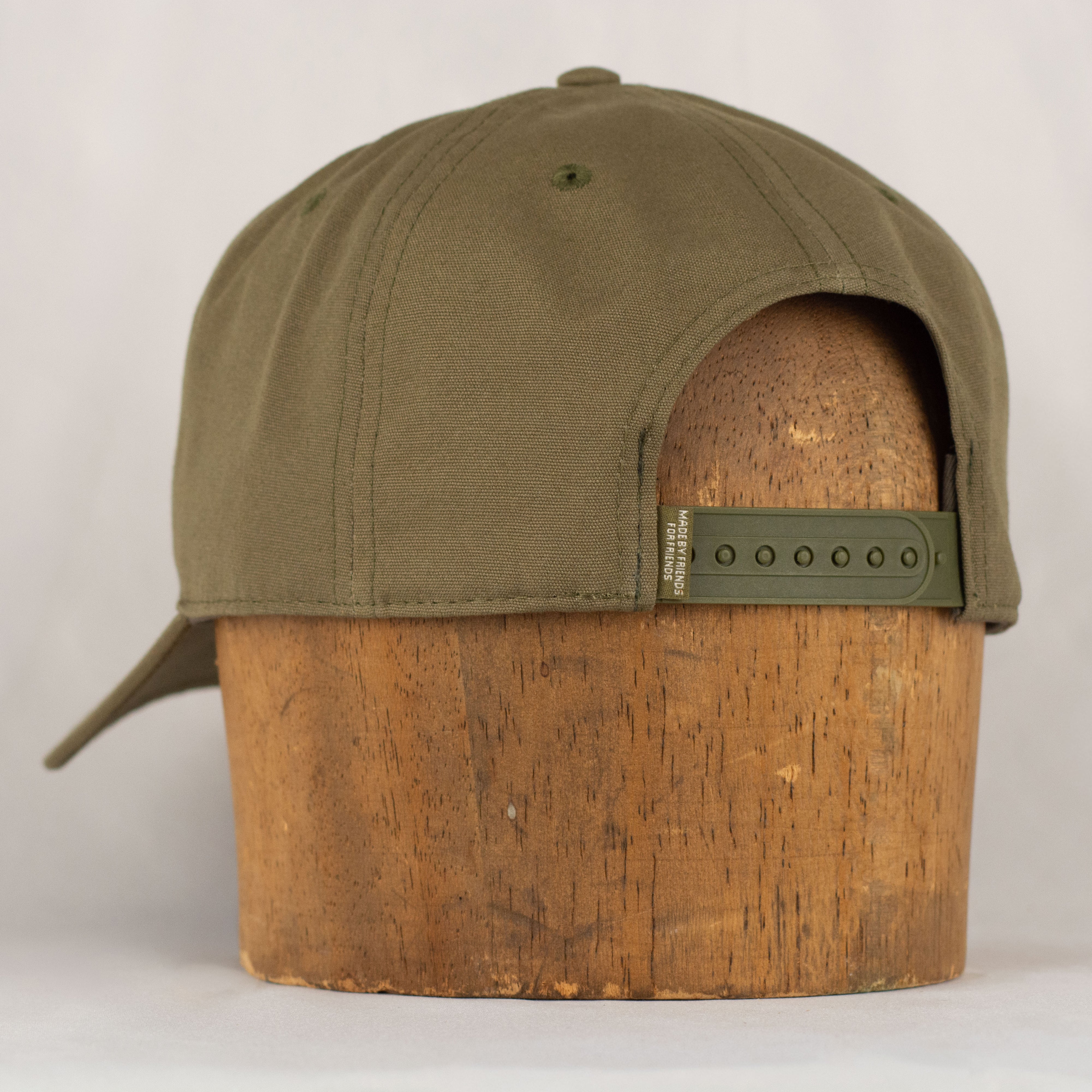 Globe Snapback Hat (Olive)